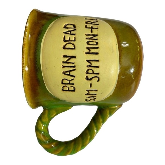 GRYPHONWARE
BRAIN DEAD 5AM- 5PM GREEN GLAZED POTTERY COFFEE MUG - Picture 4 of 13